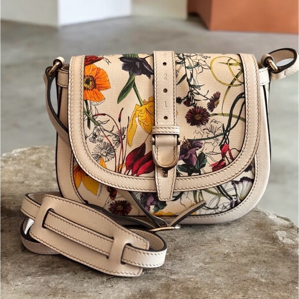 Gucci Nice Flora All leather Crossbody in multicolor floral print